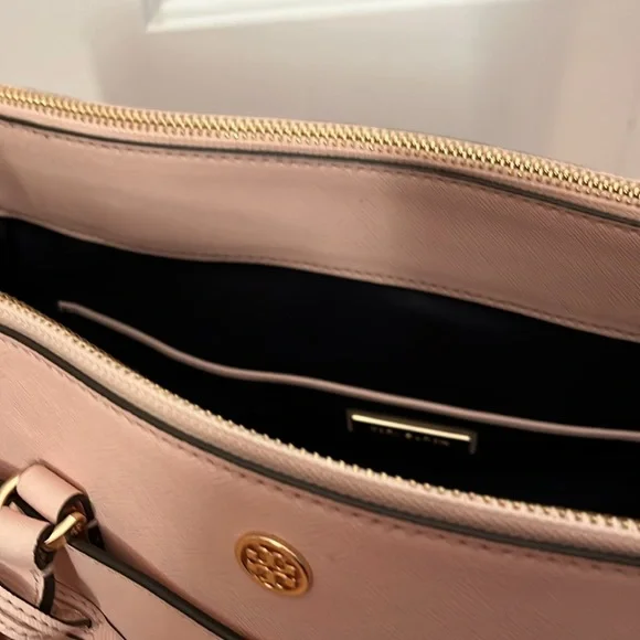 NWOT Tory Burch Saffiano Leather Pink Robinson double zip tote bag - Picture 11 of 16
